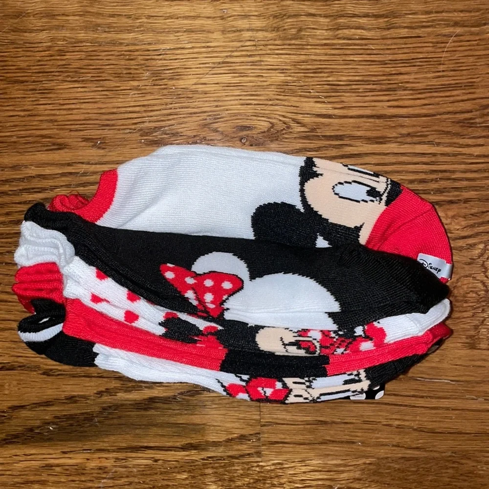 Disney Minnie Mouse, No-Shows, Shoe Size 4-10